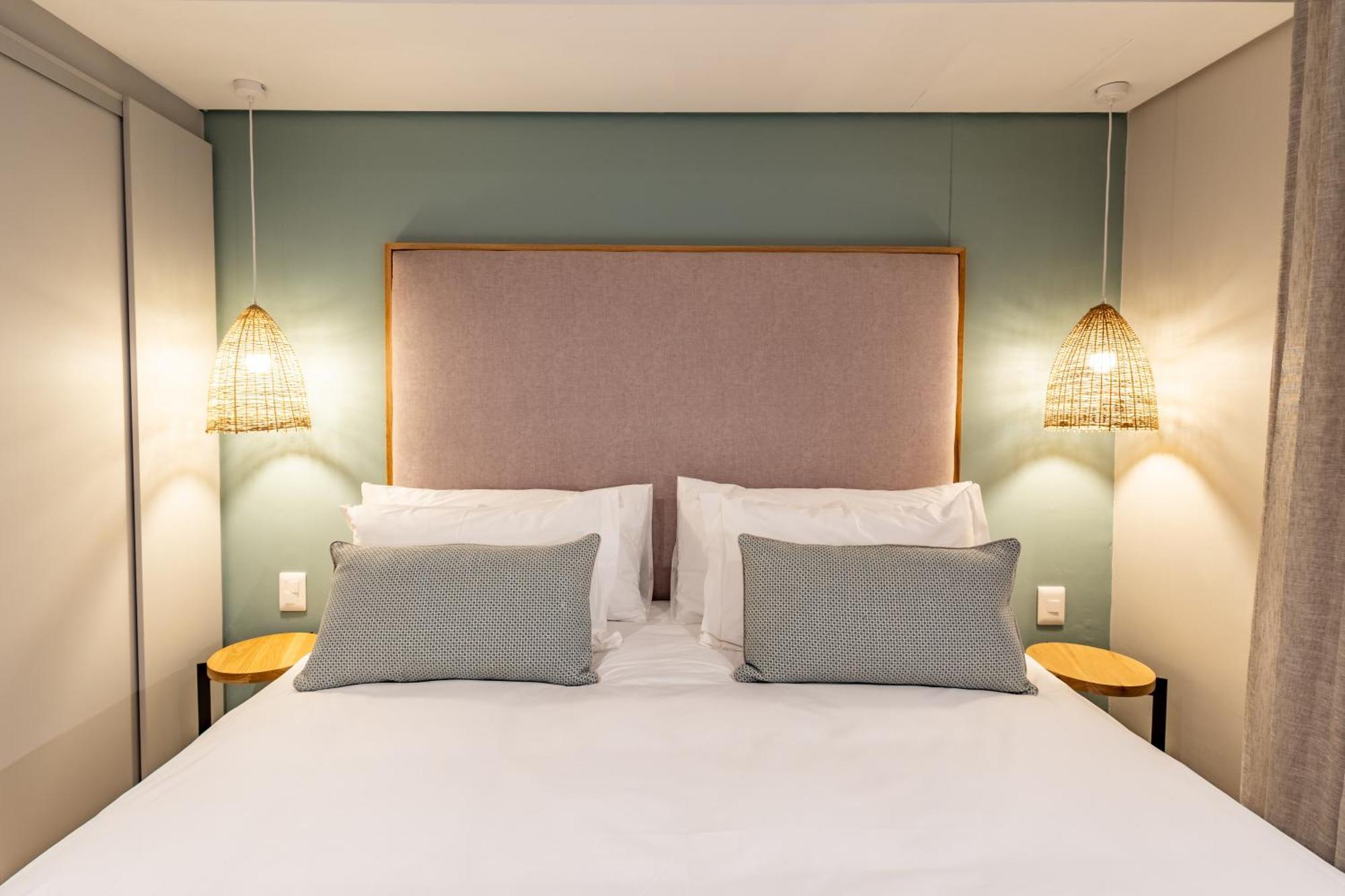 Plett Quarter Hotel - Lion Roars Hotels & Lodges プレッテンバーグ・ベイ エクステリア 写真